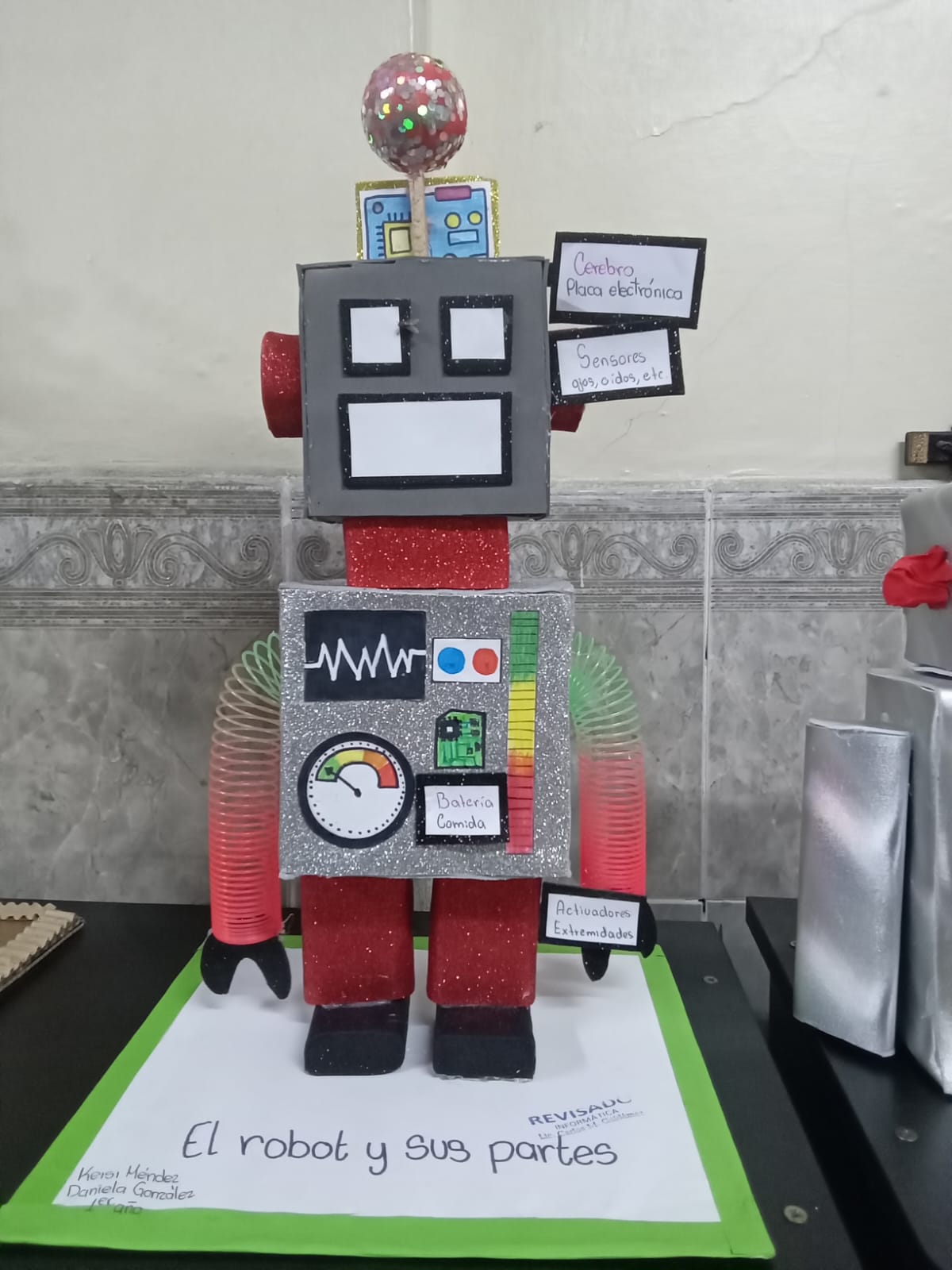 Robot6: Compacto y Funcional
